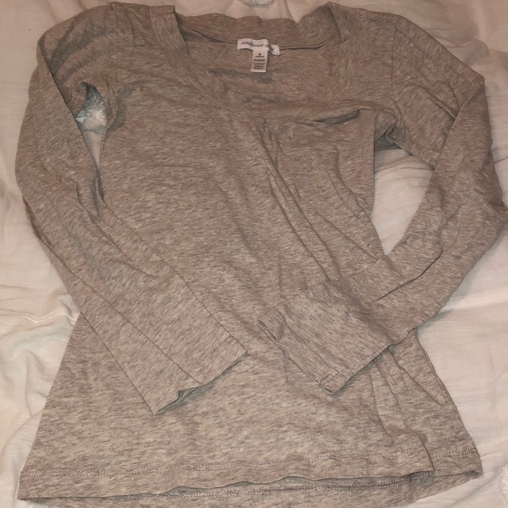 Ambiance apparel creams fit long sleeve Small